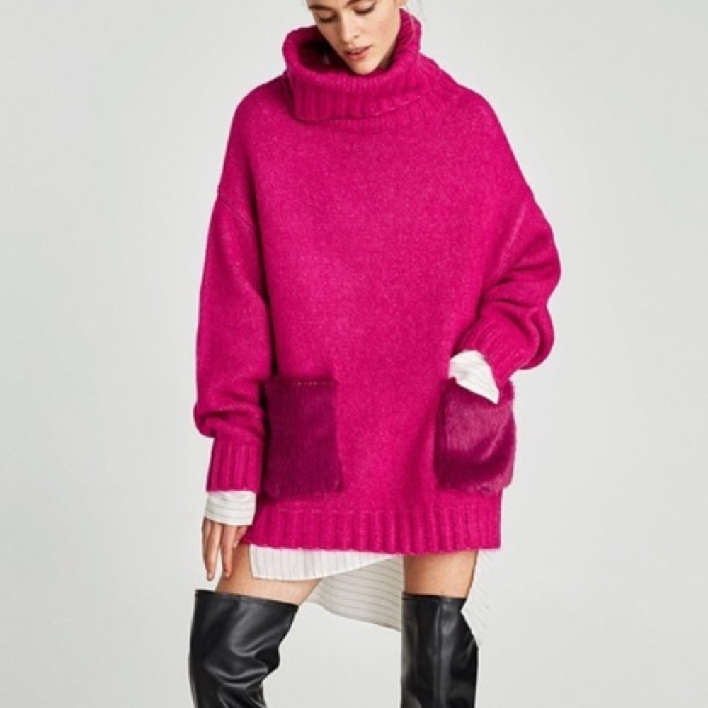 Zara pink sweater with faux fur pockets size M